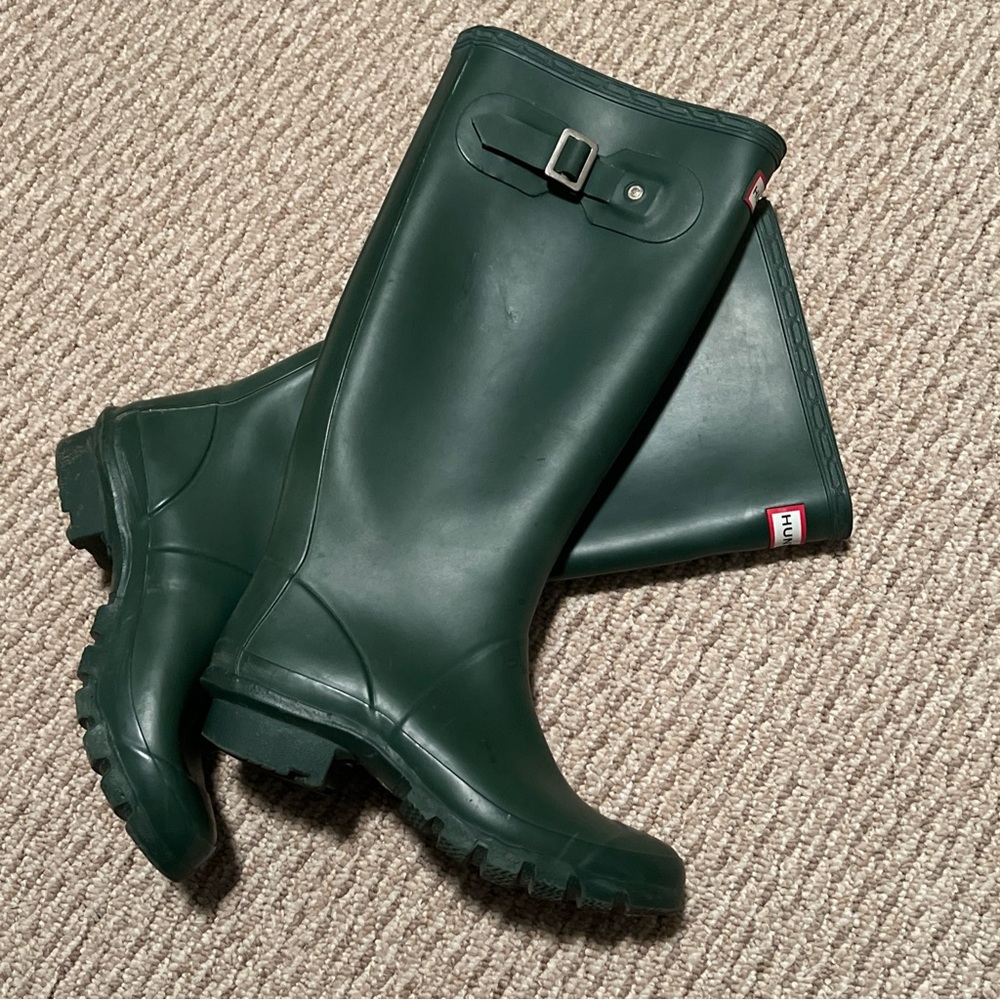 Green Hunter Knee-high Rain boots, size 5